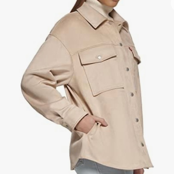 Levi’s Women’s Faux Suede Shirt Jacket Sand Size XL - Picture 2 of 9